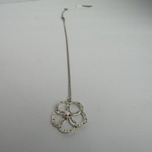 NWT Silver Floral Rhinestone Necklace